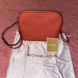 Michael Kors Crossbody Grapefruit purse